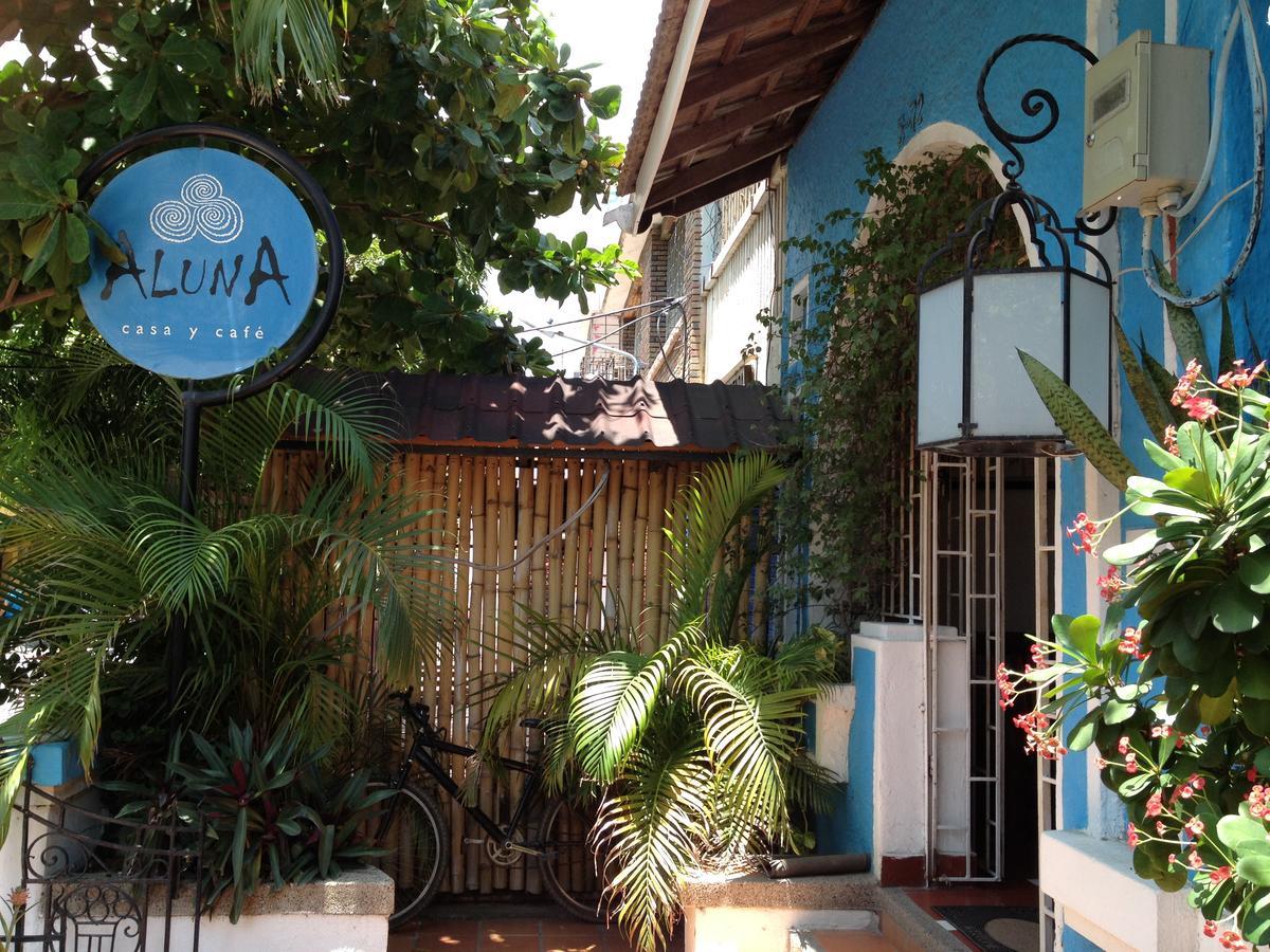 Aluna Hostel B&B Santa Marta  Luaran gambar